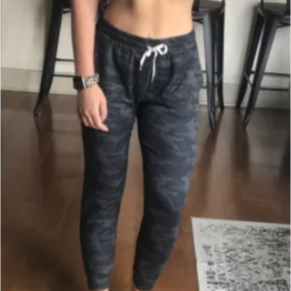 Vuori Joggers